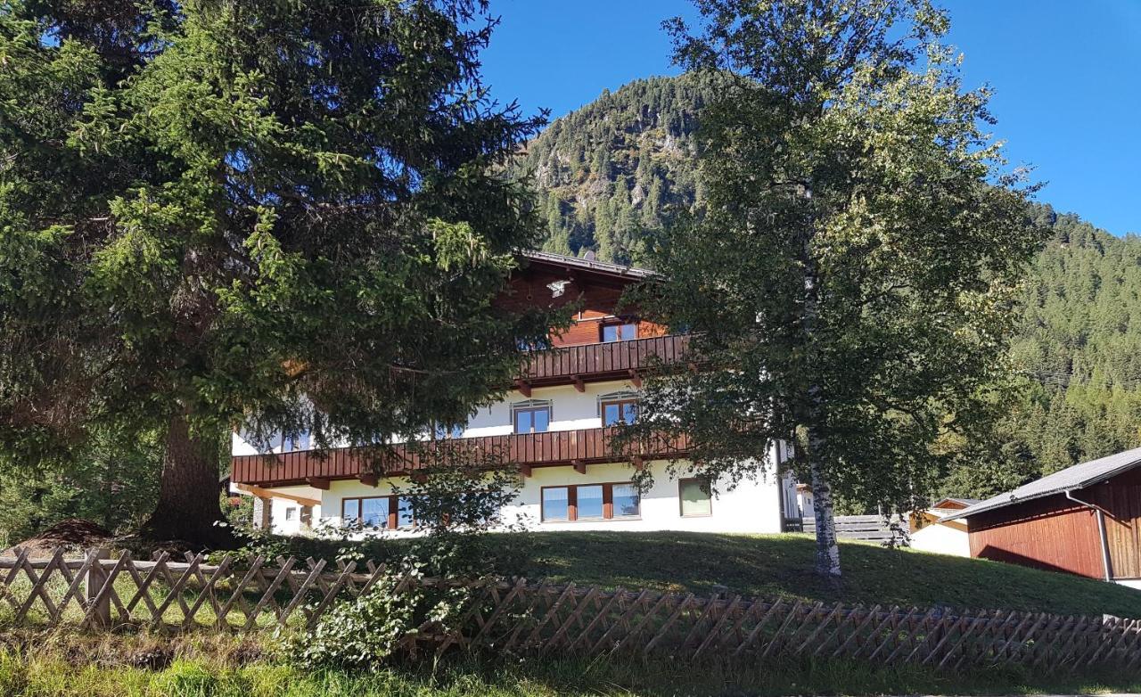 Pension Alpenrose Sankt Sigmund im Sellrain ภายนอก รูปภาพ